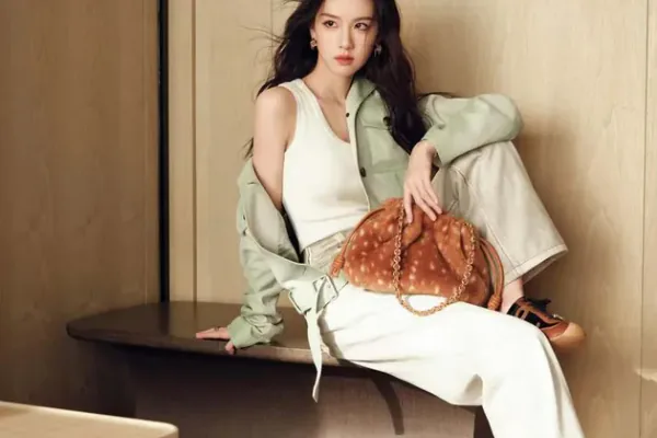 Chen Duling press photo