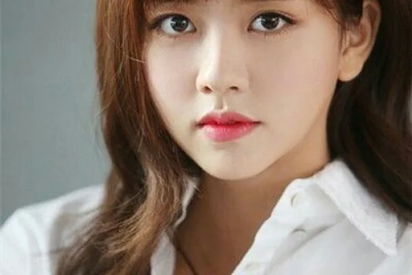 Kim So-hyun press photo